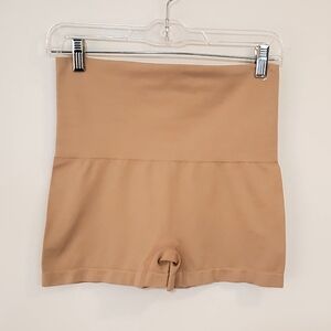 NWOT UnderWhere Shorts